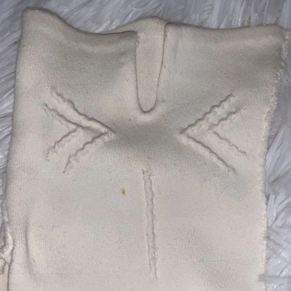 Vintage MCM‎ White Textured Gloves Size Small